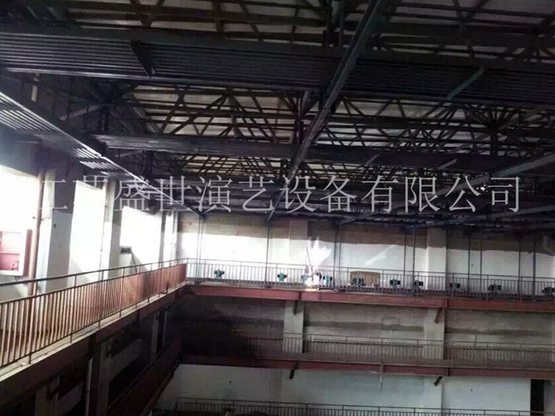 台上实景图片