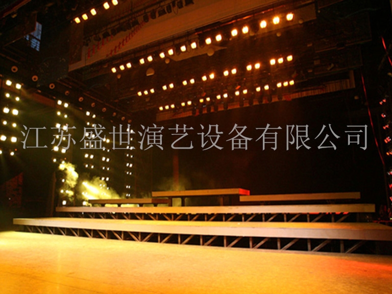 升降舞台